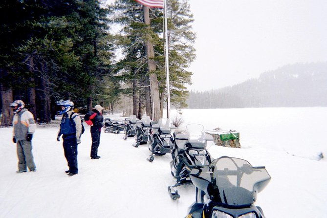 snowmobiling-packages-in-the-sierras-from-reno-nevada