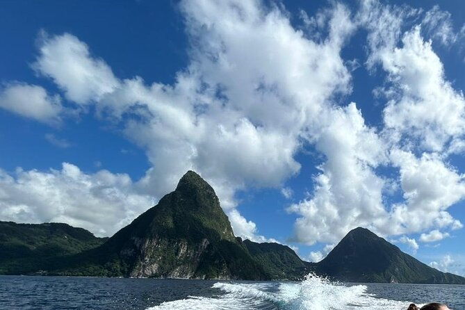 soufriere-boat-tour-experience