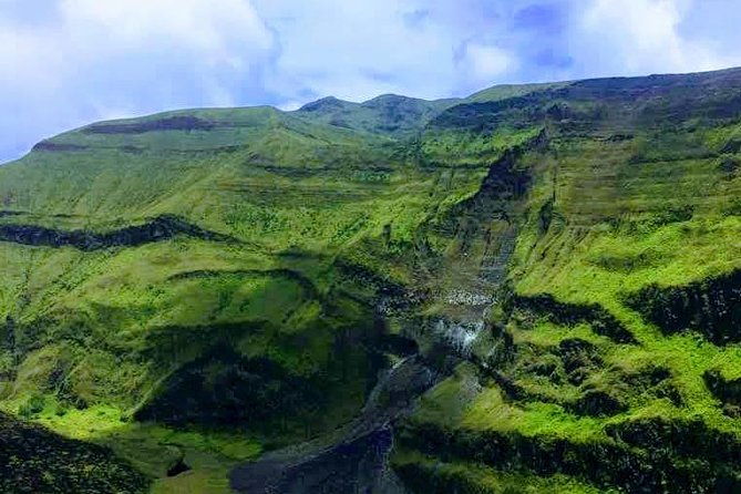 soufriere-volcano-hike