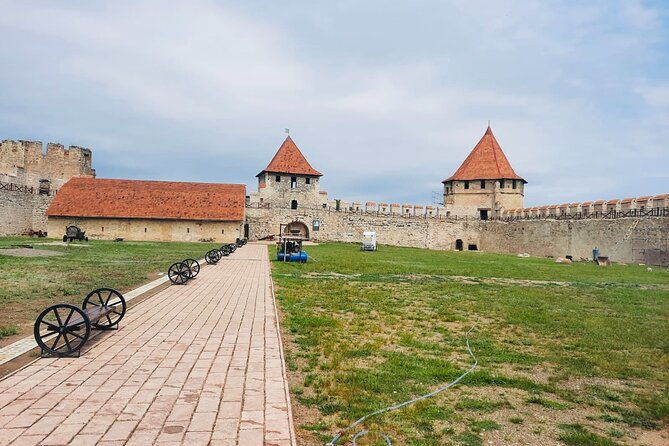 soviet-heritage-of-transnistria-and-castle-mimi-winery