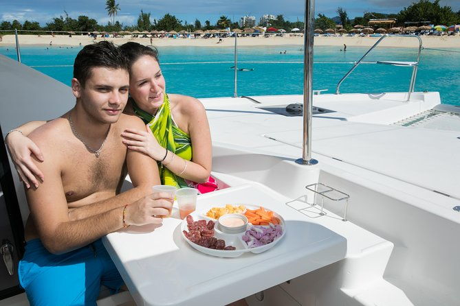 st-maarten-luxury-catamaran-full-day-group-charter