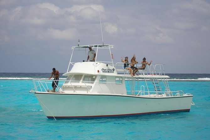 starfish-point-stingray-city-sandbar-coral-gardens