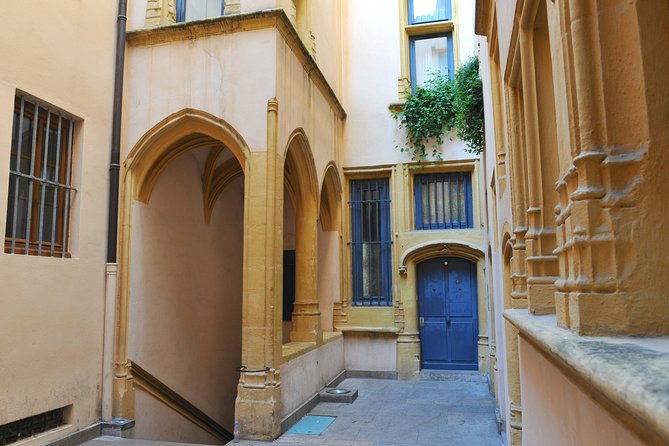 storytelling-tour-of-old-lyon