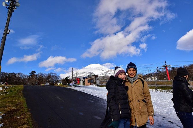 strawberry-picking-and-snow-experience-at-mt-fuji-ski-resort-for-vip