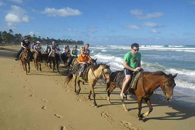 sunset-beach-horsebackriding-punta-cana