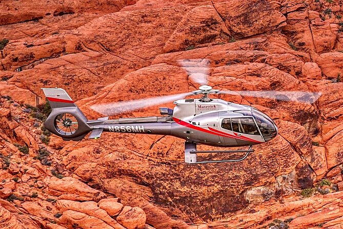 sunset-red-rock-canyon-helicopter-tour-and-champagne-toast