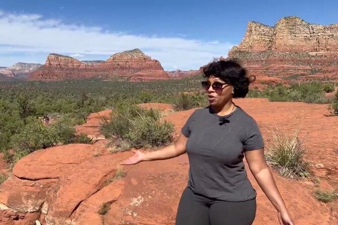 sunset-reiki-breathwork-and-sound-healing-at-bell-rock-in-sedona