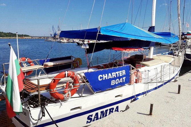 superb-black-sea-yacht-picnic-with-food-drinks-2