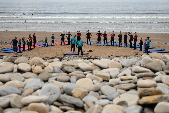 surf-lesson-experience-in-strandhill