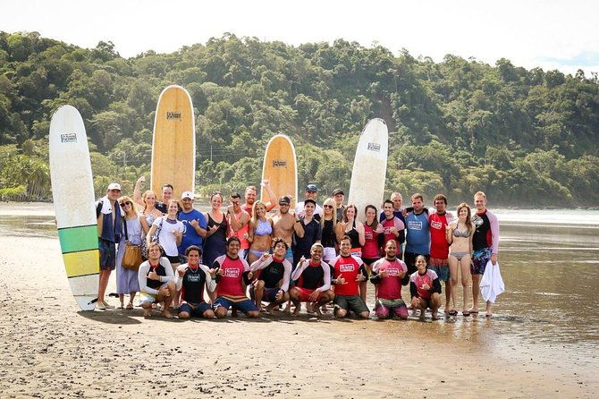 surf-lessons-with-pro-team-in-jaco