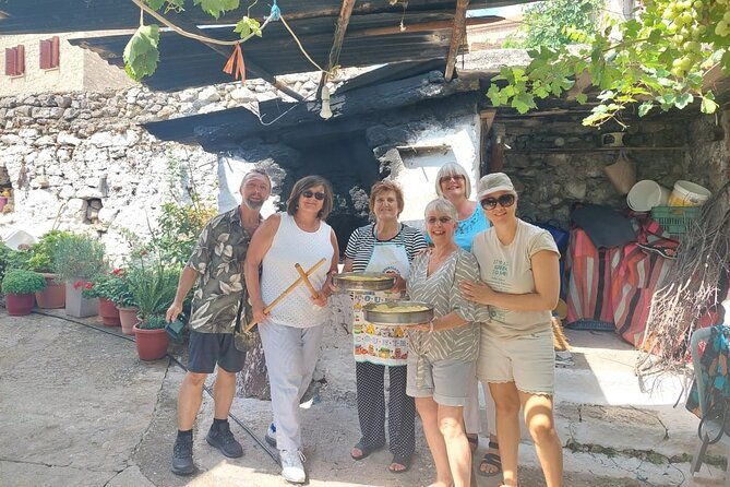 sustainbable-cooking-class-explore-a-mountainous-village