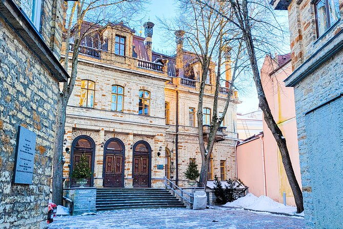 tales-of-old-tallinn-2-hour-walking-tour