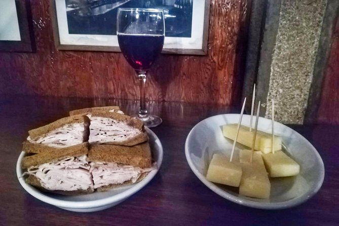 tasty-venice-dinner-food-tour-around-jewish-ghetto-cannaregio-quarter-4