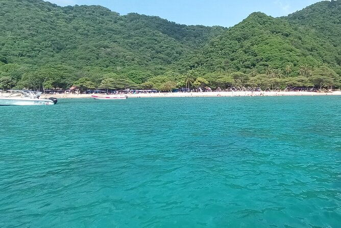 tayrona-by-sea