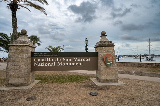 telling-elegies-adults-walking-tour-in-saint-augustine