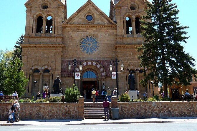 the-best-of-santa-fe-the-georgia-okeeffe-museum-private-tour