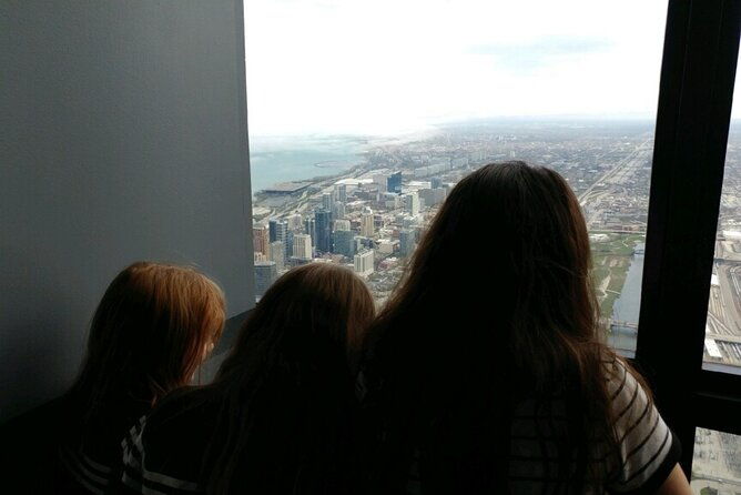 the-chi-town-showdown-scavenger-hunt