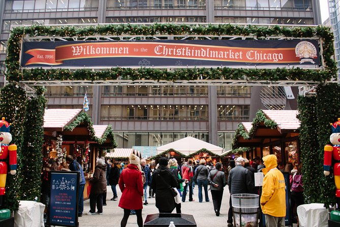 the-christmas-tree-crawl-experience-chicago-at-the-holidays-2