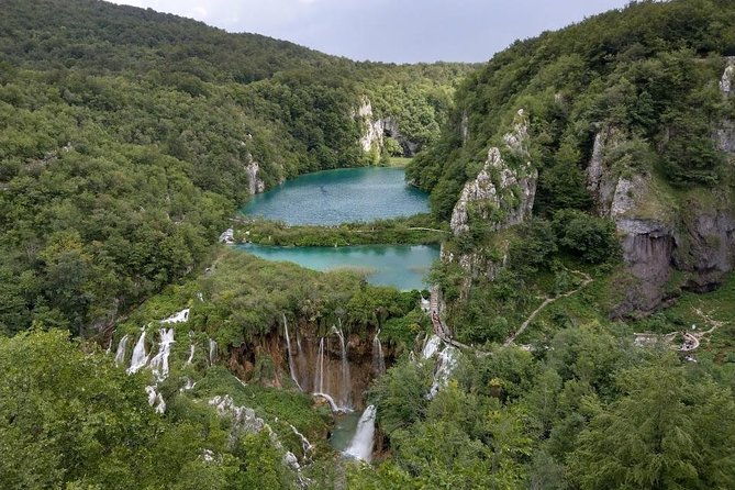the-natural-park-of-plitvice-lakes-transportation-and-return-to-zadar