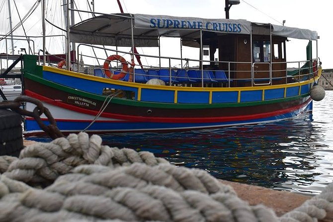 the-traditional-harbour-cruise