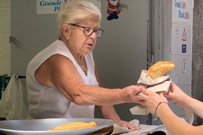 the-unfiltered-street-food-market-tour-of-naples-by-streaty