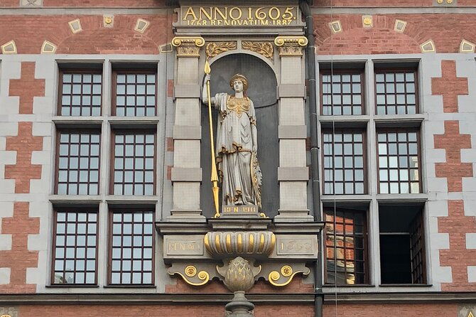 the-wealth-and-history-of-gdansk-at-your-fingertips