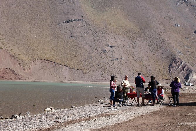 the-yeso-reservoir-and-plomo-hot-springs-in-a-semi-private-4x4