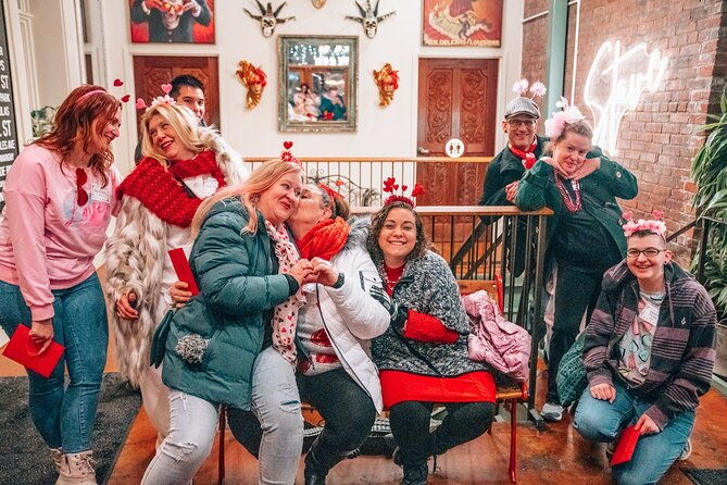 themed-murder-mystery-food-tour-experience-in-louisville