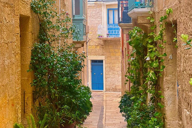 three-cities-walking-tour-incl-entrance-to-inquisitors-palace