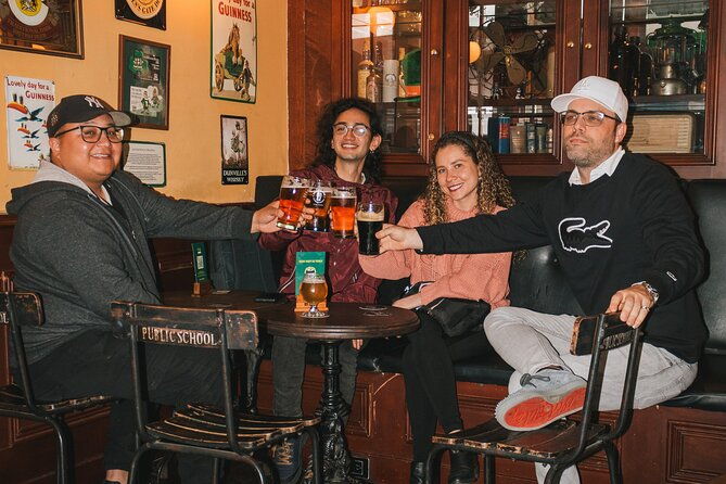 thursday-bar-crawl-in-bogota-colombia