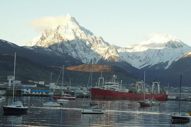tierra-del-fuego-national-park-ushuaia-city-tour-shore-excursion