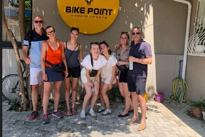 tirana-bike-tour-history-culture-and-visit-to-artificial-lake-2