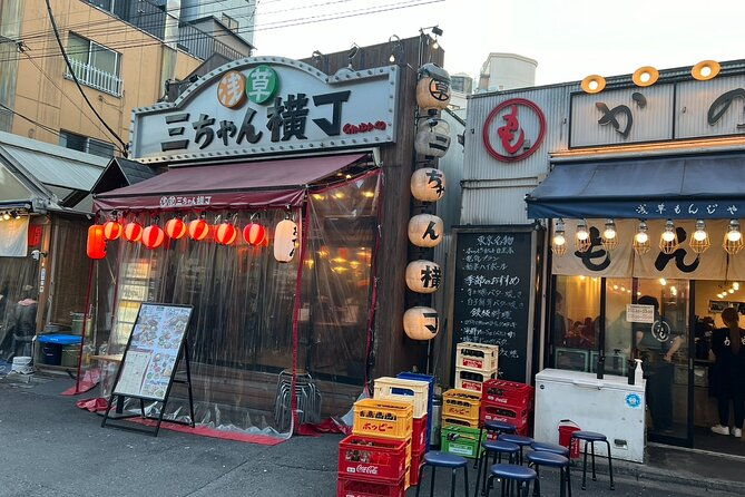 tokyo-history-and-traditional-downtown-walking-tour-in-asakusa