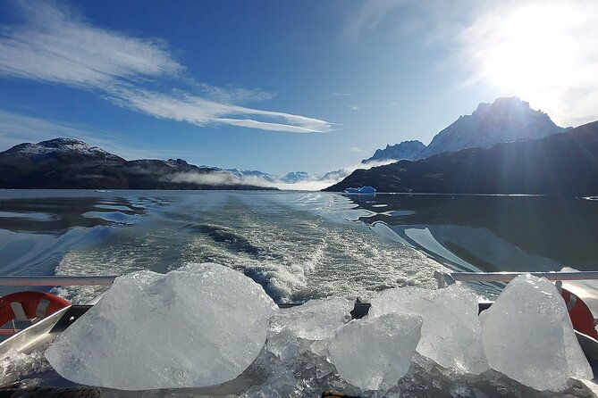 torres-del-paine-glacier-grey-private-navigation-tour