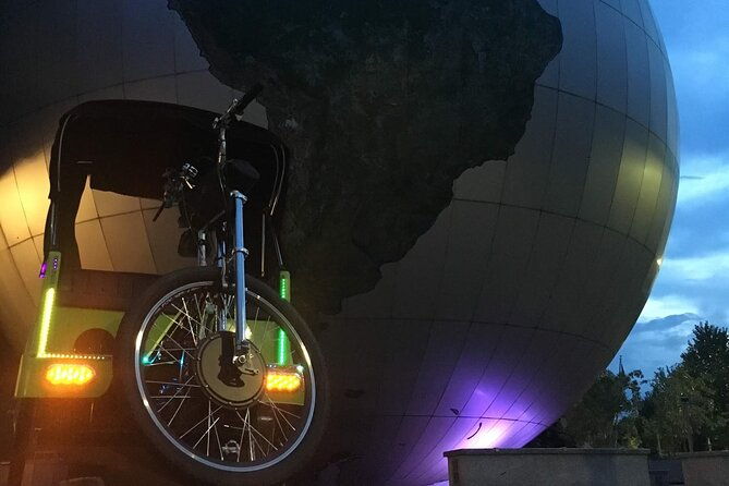 tour-of-downtown-raleigh-on-a-rickshaw-with-triangle-cycle-tours