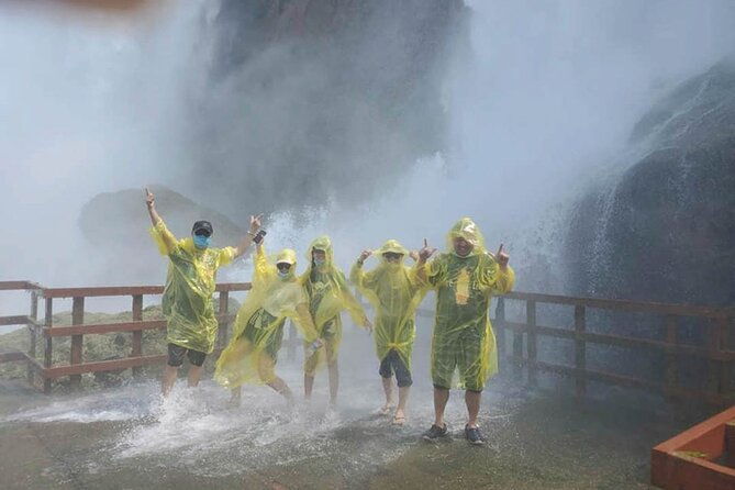tour-of-maid-of-the-mist-and-cave-of-the-winds