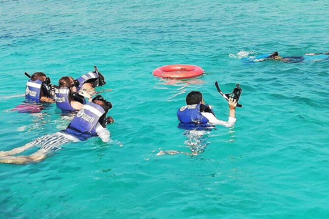 tour-of-rosario-islands-by-boat-baru-and-playa-blanca