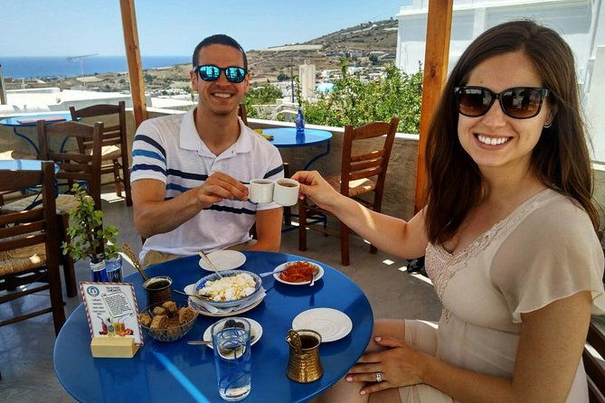 traditional-tastes-of-santorini-food-tour