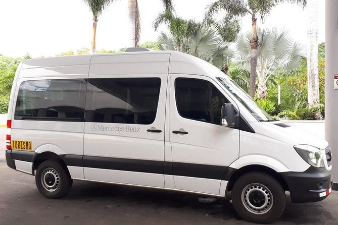 transfer-from-riu-guanacaste-hotel-to-liberia-airport-lir