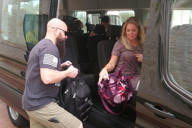 transfer-houston-to-galveston-for-10-travelers-one-way-ride