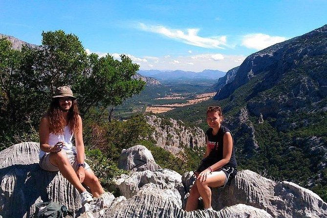 trekking-to-monte-tiscali-oliena