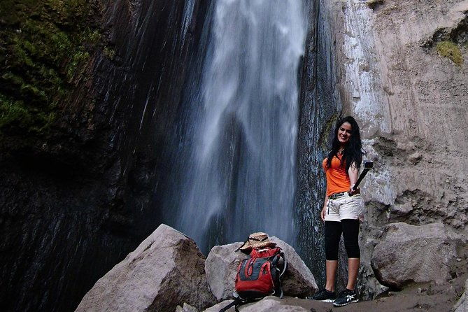 trekking-waterfalls-and-thermal-baths