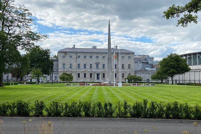 turtle-bunburys-dublin-a-self-guided-audio-tour-from-a-celebrated-author