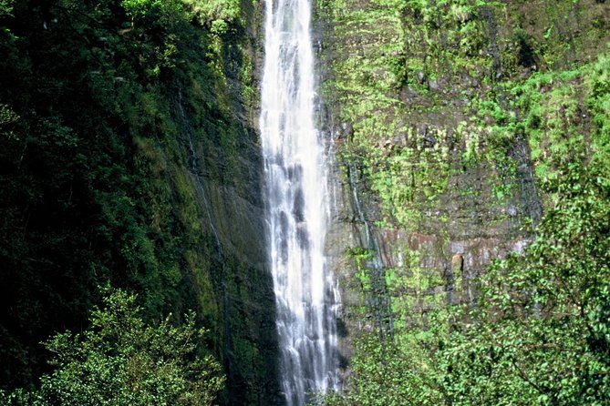 ultimate-hana-full-day-adventure-tour