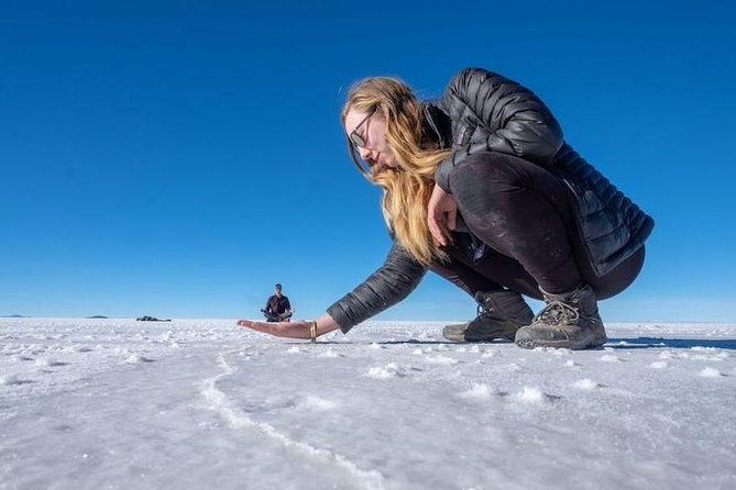 uyuni-salt-flats-day-trip-english-guide