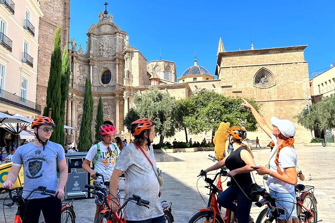 valencia-city-highlights-in-guided-bike-or-e-bike-tour