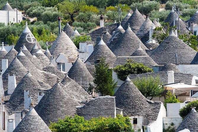 valley-ditria-full-day-tour-cisternino-alberobello-and-polignano-a-mare