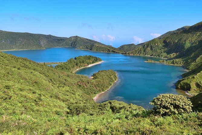 van-tour-lagoa-do-fogo-2