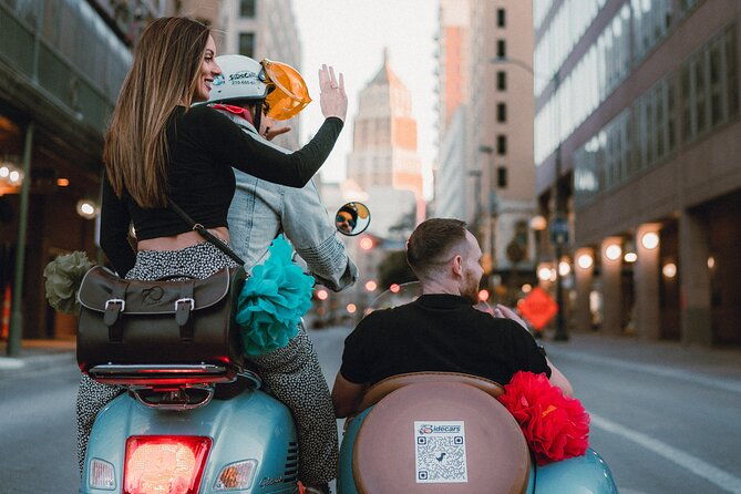 vespa-sidecar-tour-in-san-antonio-with-tacos