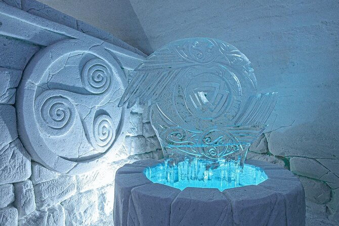 visit-snow-village-private-tour-from-levi